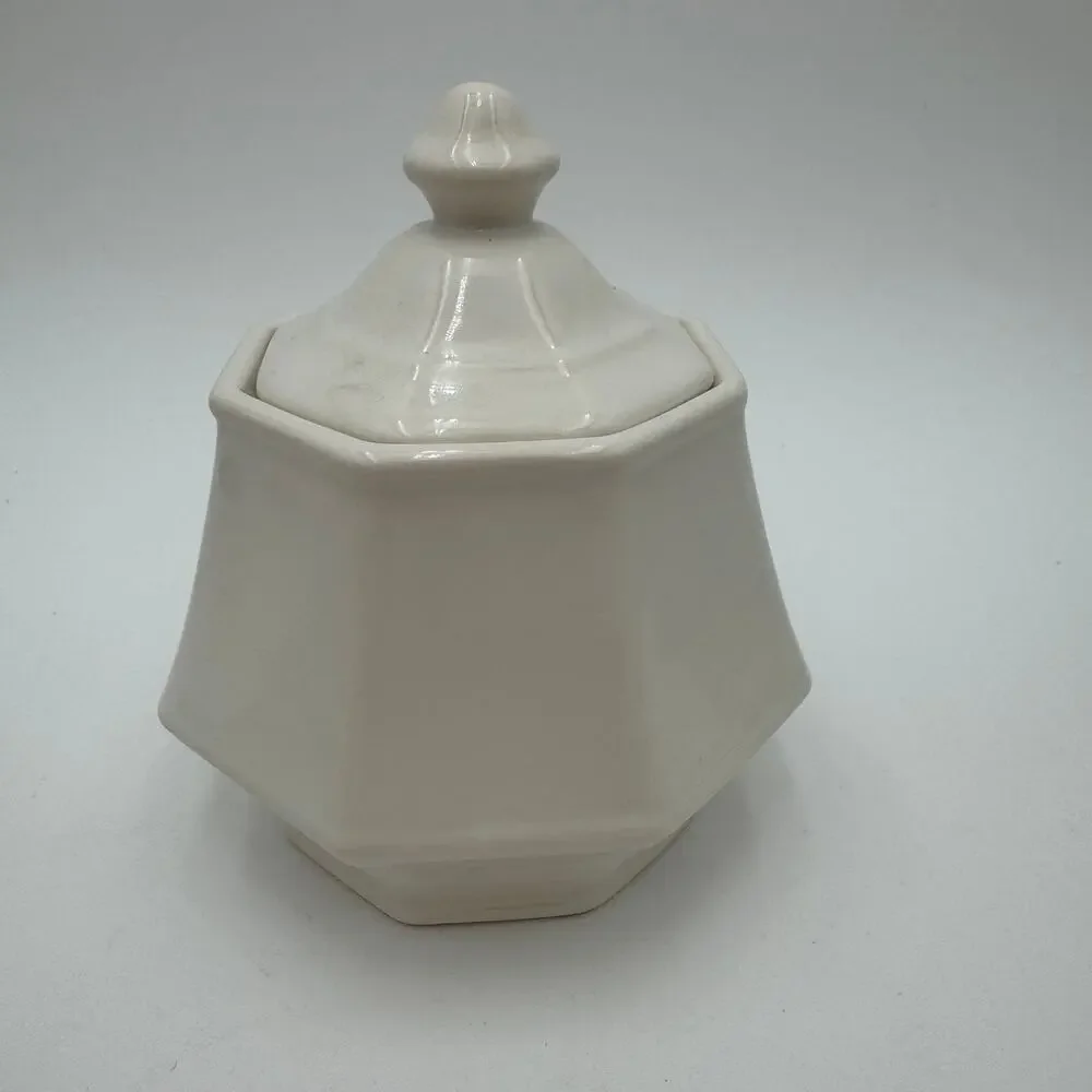 Vintage Sugar Bowl and 5 Coffee Cups Colonial White by Homer Laughlin 7 pcs